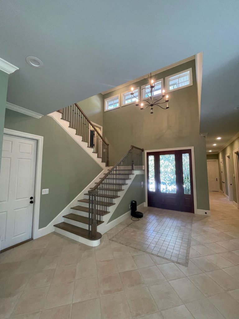 Freshly painted interior room walls with clean trim work by Simons Painting & Drywall.